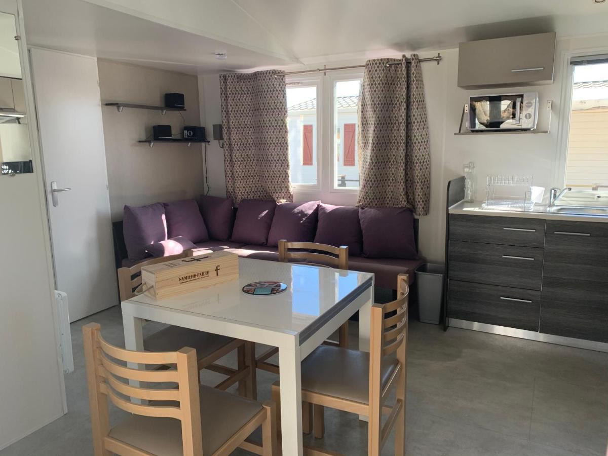 Mobilhome Vias Plage Dans Camping Extérieur photo