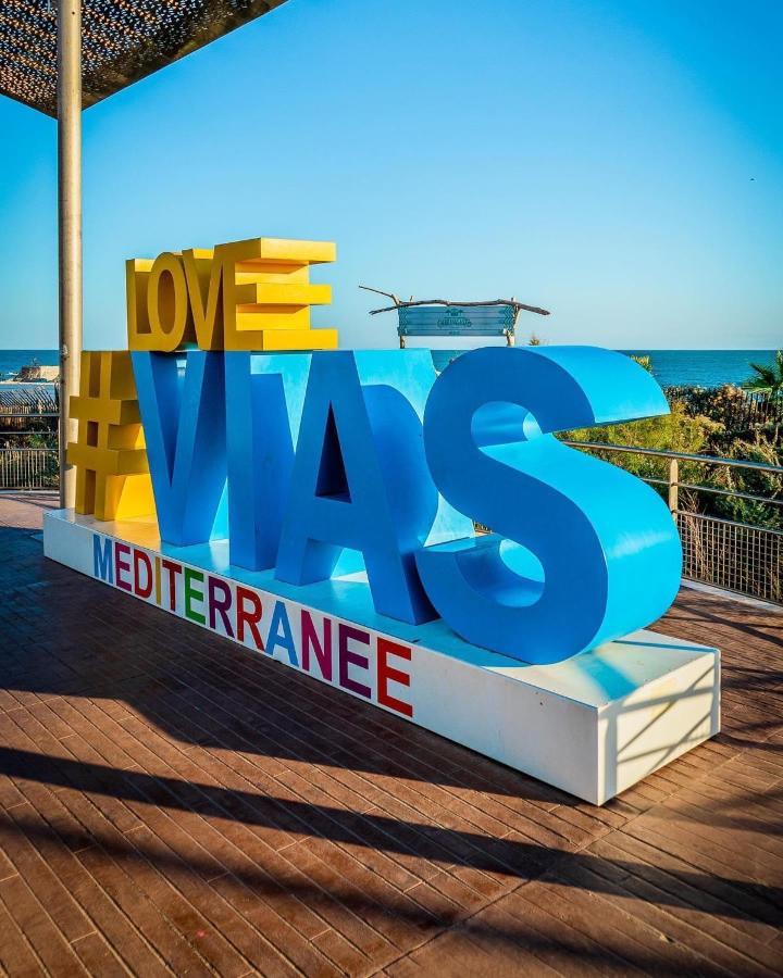 Mobilhome Vias Plage Dans Camping Extérieur photo