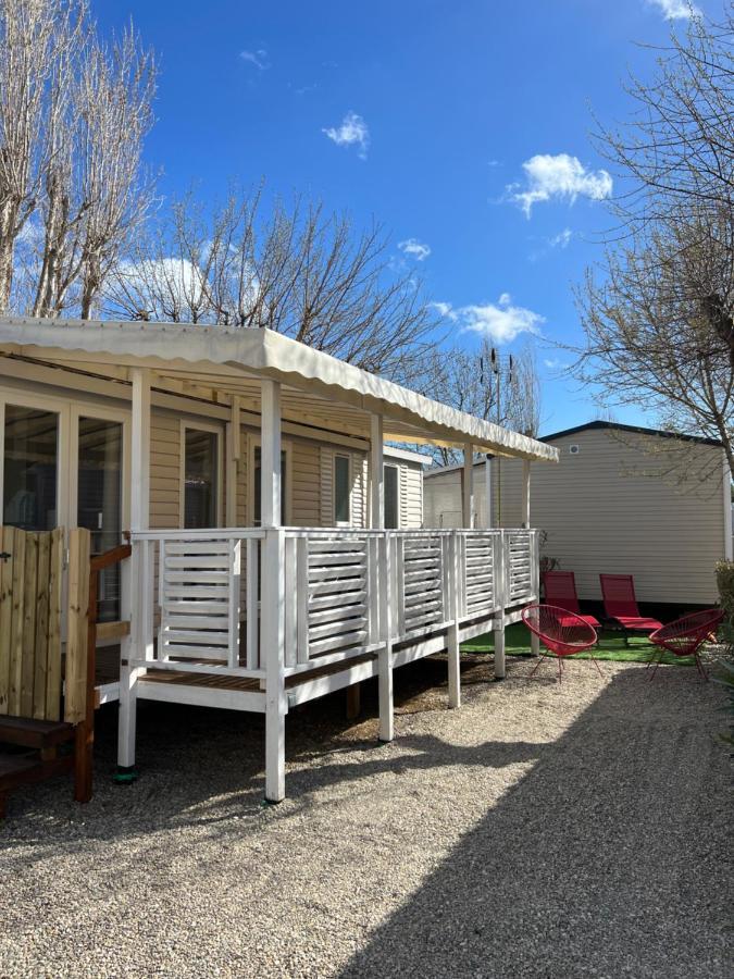 Mobilhome Vias Plage Dans Camping Extérieur photo