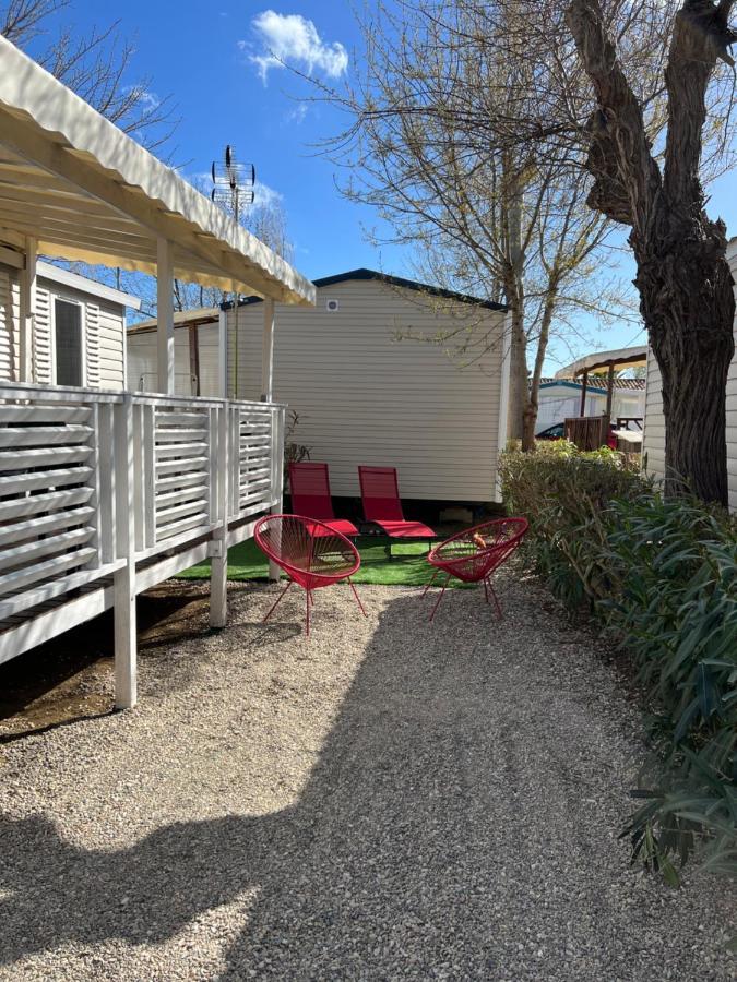 Mobilhome Vias Plage Dans Camping Extérieur photo