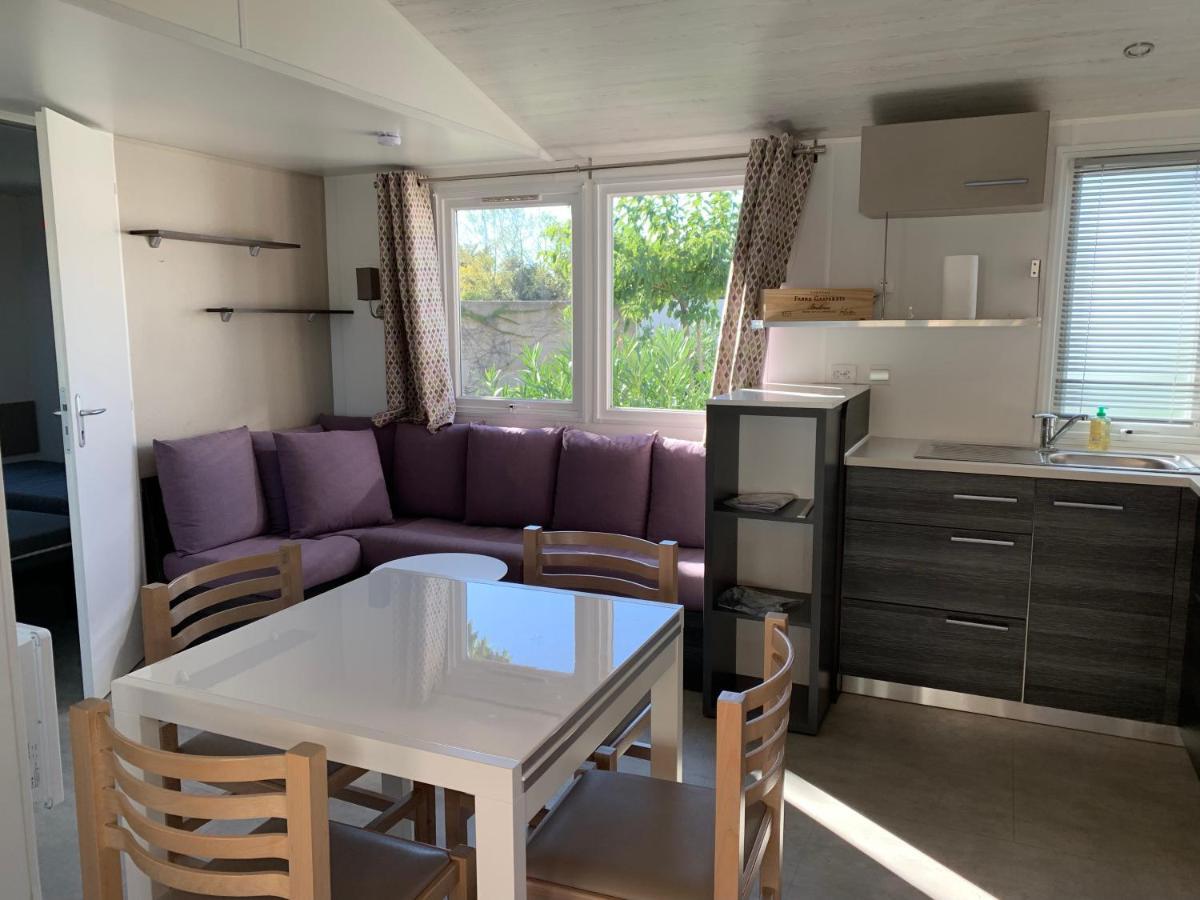 Mobilhome Vias Plage Dans Camping Extérieur photo